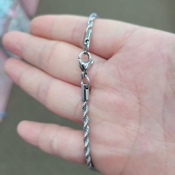 Brand New Snoopy Silver Stainless Steel Rhinestone Necklace - Picture 7 of 9